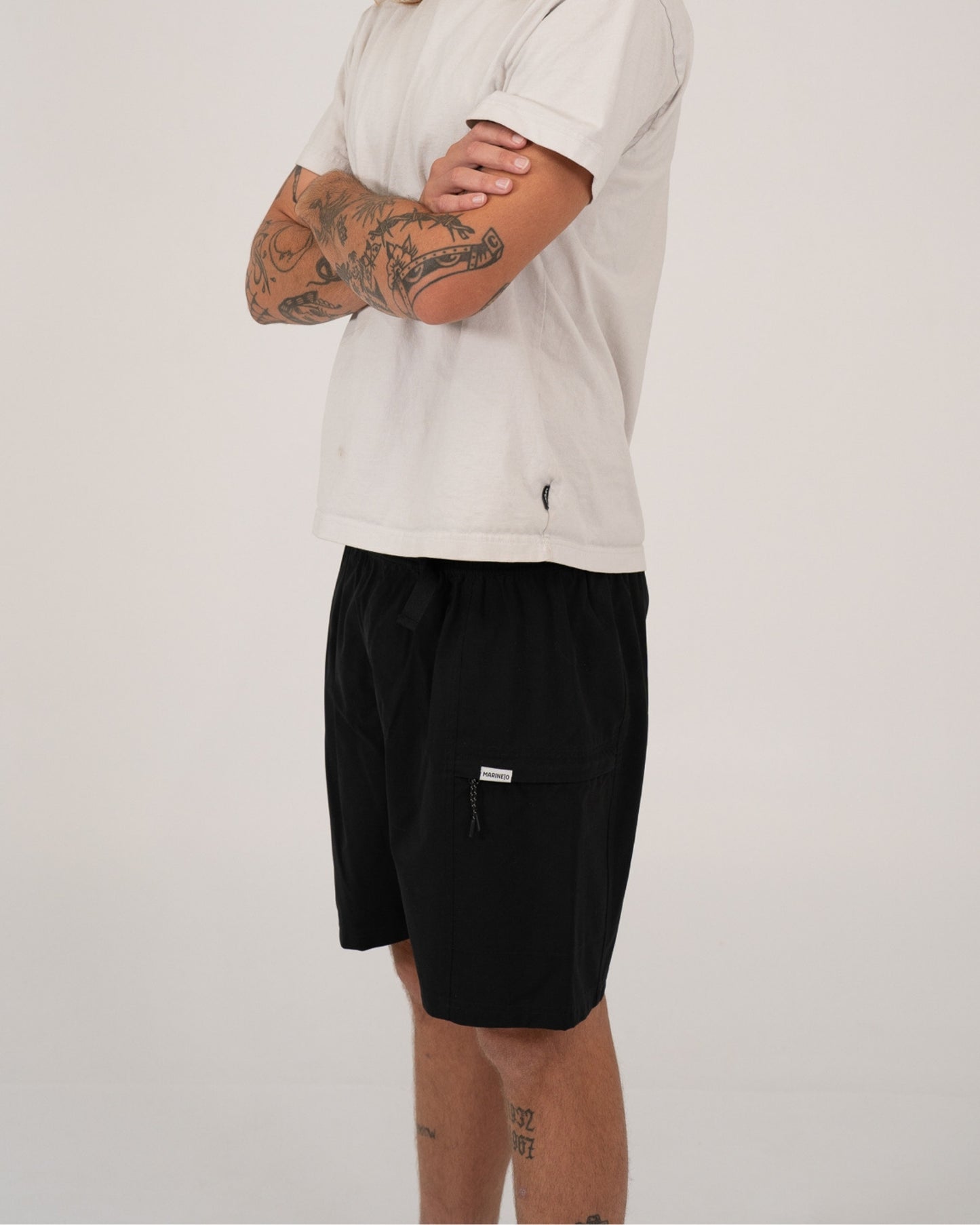 MARINE|O Merino Wool Walkshorts - lifestyle medium size, merino wool shorts for outdoor activity